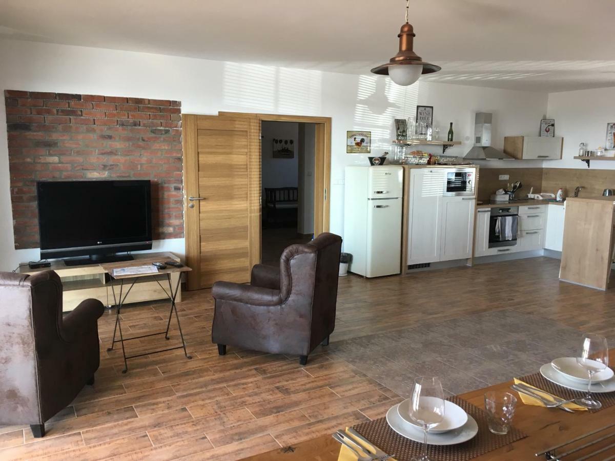 U Floderu Guest House Bavory Ngoại thất bức ảnh